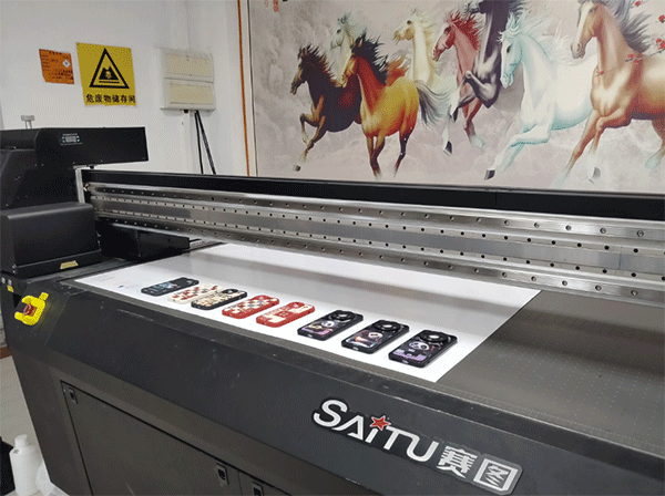 亚克力板材进行UV打印加工时需要注意哪些问题？